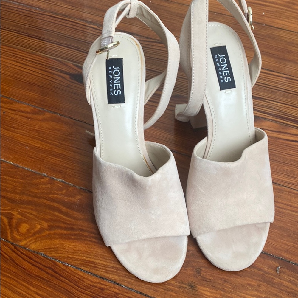 Jones New York Cream Heels with Ankle Strap
